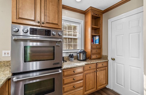 Terry Sanford Other | Charming 2-bedroom farmhouse with WiFi and AC in Fayetteville