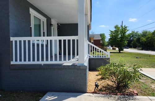 Fayetteville House | Charming 2-bedroom house in Fayetteville with AC, WiFi