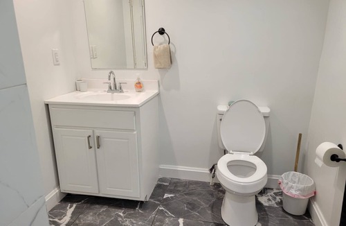 Williamston House | Charming 2-bedroom house in Williamston with AC, WiFi