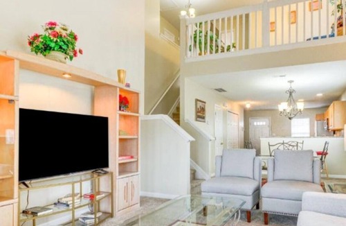 Greensboro House | Charming 3-bedroom house in lovely Greensboro with WiFi, AC