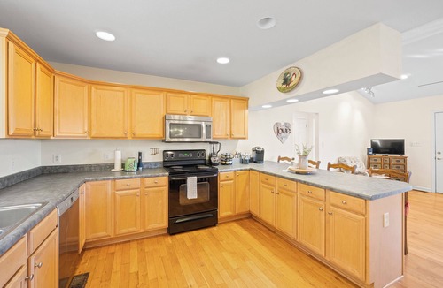 Morganton House | Charming 3-bedroom house with WiFi, AC in lovely Morganton