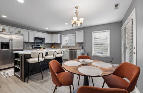 Northeast Raleigh House | Charming 3-bedroom house in fabulous Raleigh. Prime Location.