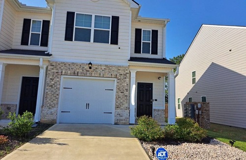 Peach Orchard House | Charming 3-bedroom townhome in lovely Hephzibah with AC