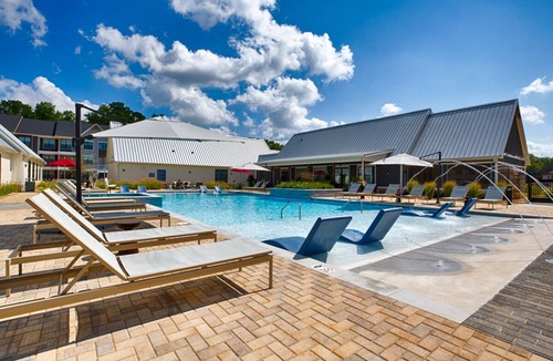 Madison Villa | Charming 3-bedroom Villa with garage in Madison-sleeps 10