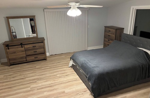 Winston - Salem House | Charming 4-bedroom house with AC and WiFi in wonderful Winston-Salem