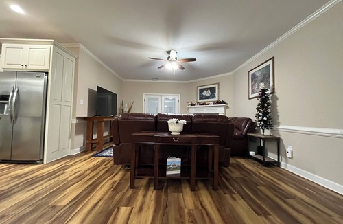 Johnston County House | Charming 4-bedroom farm house retreat where luxury meets nature in Smithfield.