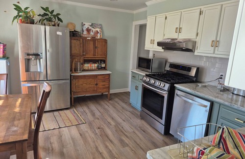 Monroe Other | Charming 4-bedroom farmhouse on a horse farm. It comes with central AC, WiFi