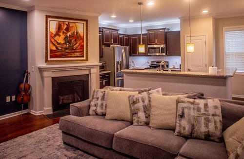 Clegg House | Charming 4-bedroom house in Morrisville 10 minutes from Airport