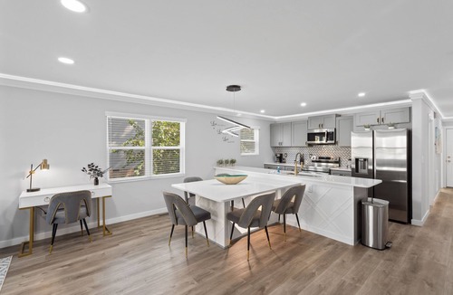 Villa Heights House | Charming 4BDR Bungalow Close to NoDa