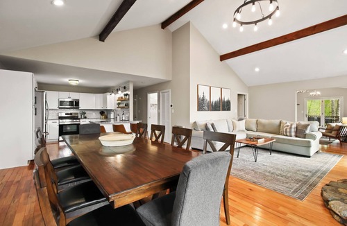 Charter Hills House | Charming 5-bedroom house with AC in Beech Mountain