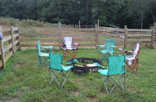 Danbury Cottage | Charming and private 3-bedroom cottage in Danbury with WiFi, fitness room, AC