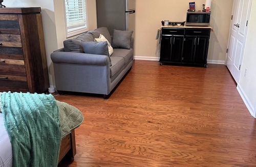 Cary House | Charming and spacious bedroom, with ensuite bathroom in phenomenal Cary
