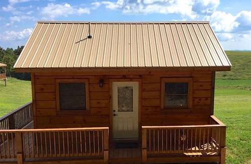 Purlear Cabin | Charming Cabin Rental with Blue Ridge Mountain Views in Purlear, North Carolina