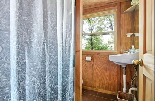 Chimney Rock Cabin | Charming Cabin with Hot Tub, Mtn Views, and Fire Pit! DISCOUNTED RATES