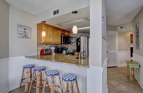 Sneads Ferry Condo | Charming Condo With Endless Views of the Atlantic!