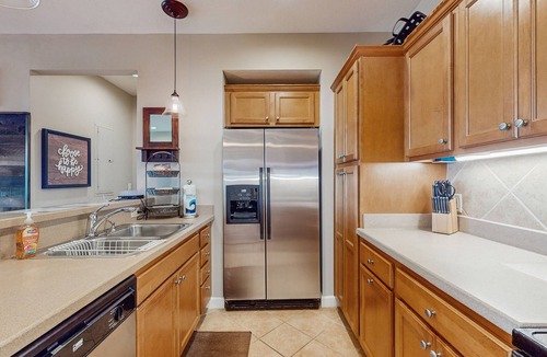Sugar Mountain Condo | Charming condo w/free WiFi/private deck with mountain views near Sugar Mountain