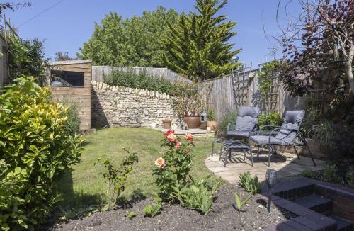 Winchcombe House | Charming Cotswold Cottage in Central Winchcombe