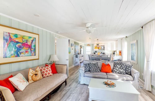 Kure Beach House | Charming Historic Cottage in Downtown Kure Beach: A 2 Minute Walk to Ocean Bliss