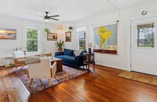 Hurdle Mills House | Charming historic farm house