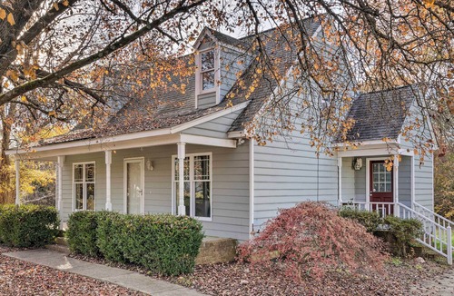 Knightdale House | Charming Knightdale Home, 14 Mi to Raleigh
