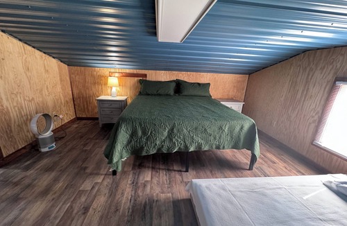 Belhaven Cabin | Charming lodge tucked in the woods of Hyde County