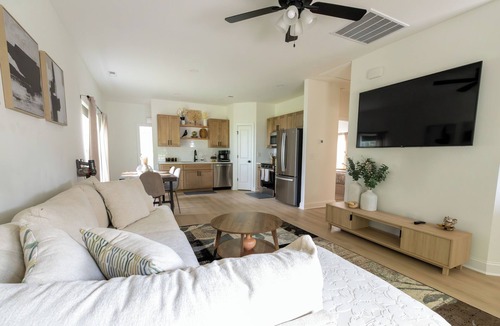 Gastonia House | Charming Modern House Near Downtown