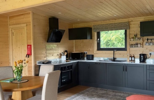 Chard Cabin | Charming Primrose Retreat in Somerset