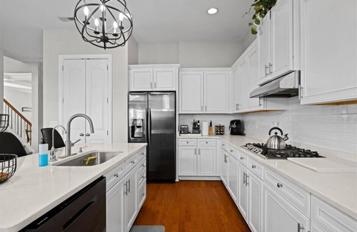 Northeast Raleigh House | Charming Raleigh Retreat: Central, Connected & Close to I-540!