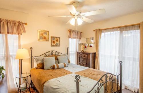 Jefferson House | Charming Riverfront Cabin - Hot Tub Overlooking New River, Gas Fireplace