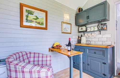 Upper Beeding Apartment | Charming Self Contained Garden Studio Upper Beeding