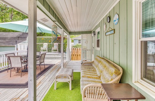 Shallotte House | Charming Shallotte Home ~ 4 Mi to Ocean Isle Beach