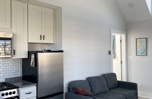 Carova Beach House | Charming Tiny Cottage