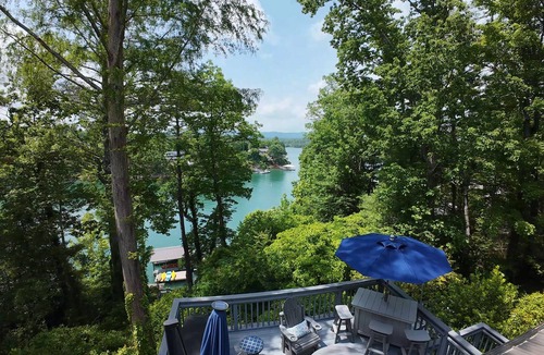 Nebo House | Charming waterfront cottage with gorgeous lake& mountain views and private dock.