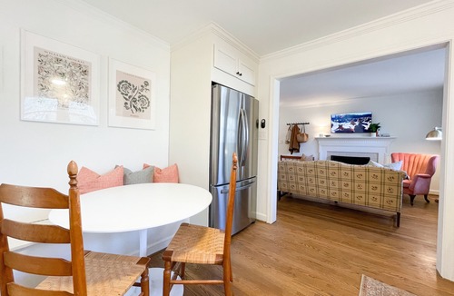 Lindley Park House | Cheeful Fully Restored Mid Century Cottage near Arboretum in GSO- Pet Friendly