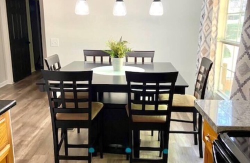 Denver House | Cheerful 3 Bdrm Mfd Home w/ Relaxing Atmosphere