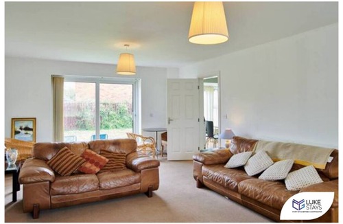 Cornforth House | ◑ Cheerful 5 Bedrooms House◑ Yard◑ Wifi◑ Durham◑