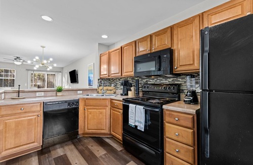 Northeast Raleigh House | Cheerful Abode