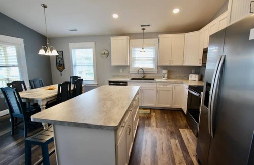 Colington Cottage | Cherie's Place OBX Close to Beach & Sound