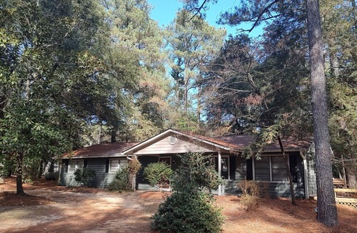 Southern Pines Cottage | Chestnut and Bay - perfect for equine and golf events - ask about discount