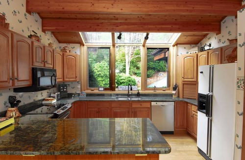 Blowing Rock House | Chetola 4BR Luxury House; Pool, Fitness Center, Walk to Town,Hike in Nat'l Park