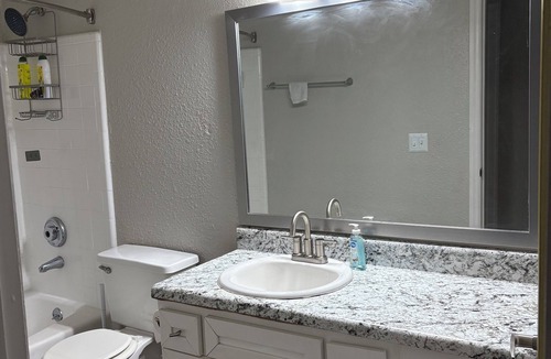 North Raleigh Apartment | Chic 1-bedroom with WiFi and AC in fantastic Raleigh