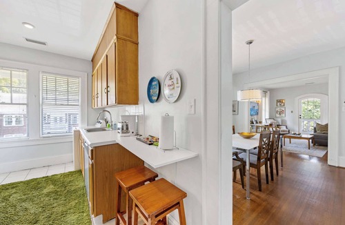 Charlotte Condo | Chic 1BR King Condo | Elizabeth-Plaza Midwood
