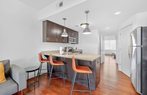 12 South Apartment | Chic Boutique Condo in Nashvilles coveted 12 South Neighborhood Coffee Shops, Restaurants, Bars and Boutiques, just steps away. Featuring a King bed plush linens , bath products and a balcony with free parking!