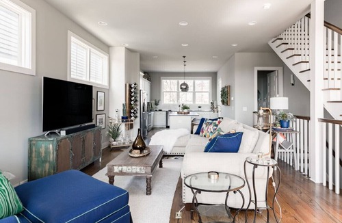 Nashville Villa | Chic&Cozy Modern Architecture Townhouse
