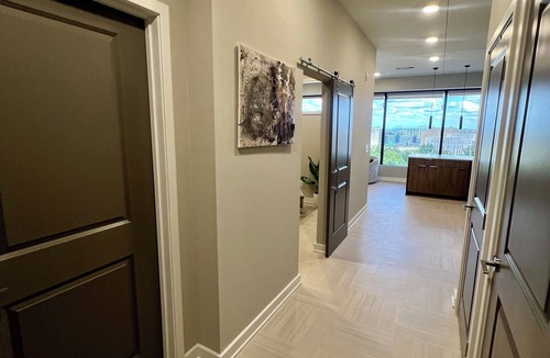 Birmingham Apartment | Chic Downtown Apartment - Prime Location