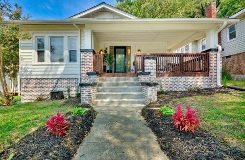 Greensboro House | Chic Greensboro Vacation Rental about 2 Mi to UNC!