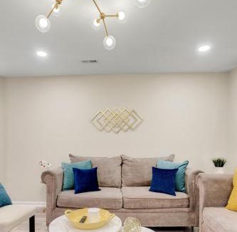 Southeast Raleigh House | Chic home with king bed in Raleigh