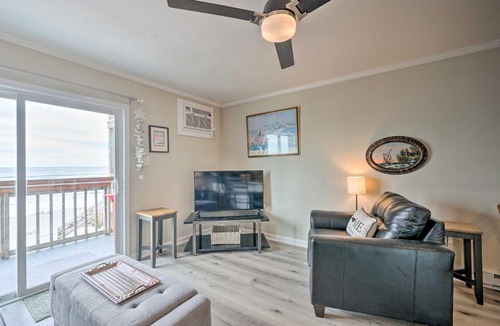Sneads Ferry Apartment | Chic Oceanfront North Topsail Beach Condo with Deck