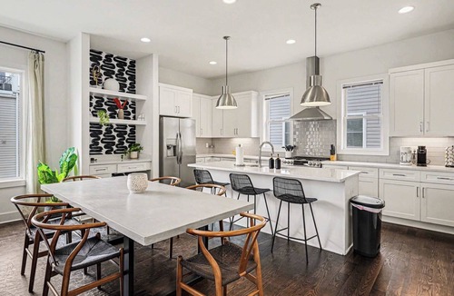 Nashville House | Chic Townhome x3 w Rooftop Views, Near Broadway!
