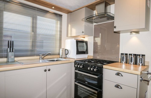 Chichester Cottage | Chichester Lakeside Holiday Park